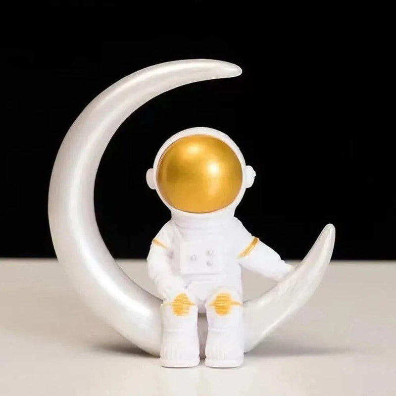 4 pcs Astronaut Figure Statue - JackedDeals